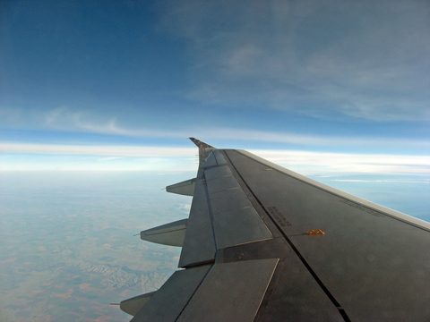 plane horizon