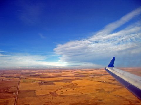 plane horizon