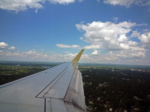 plane horizon