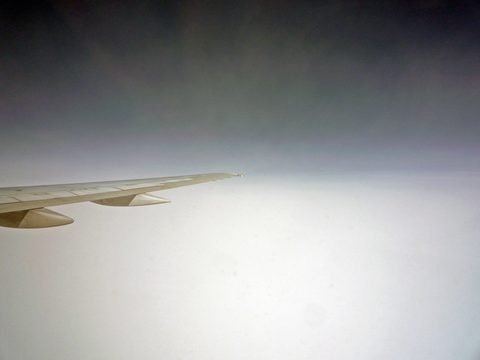 plane horizon