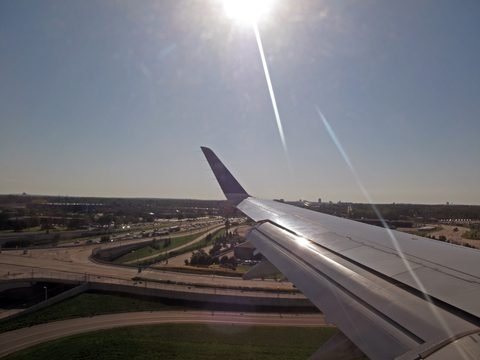 plane horizon