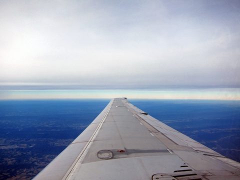 plane horizon